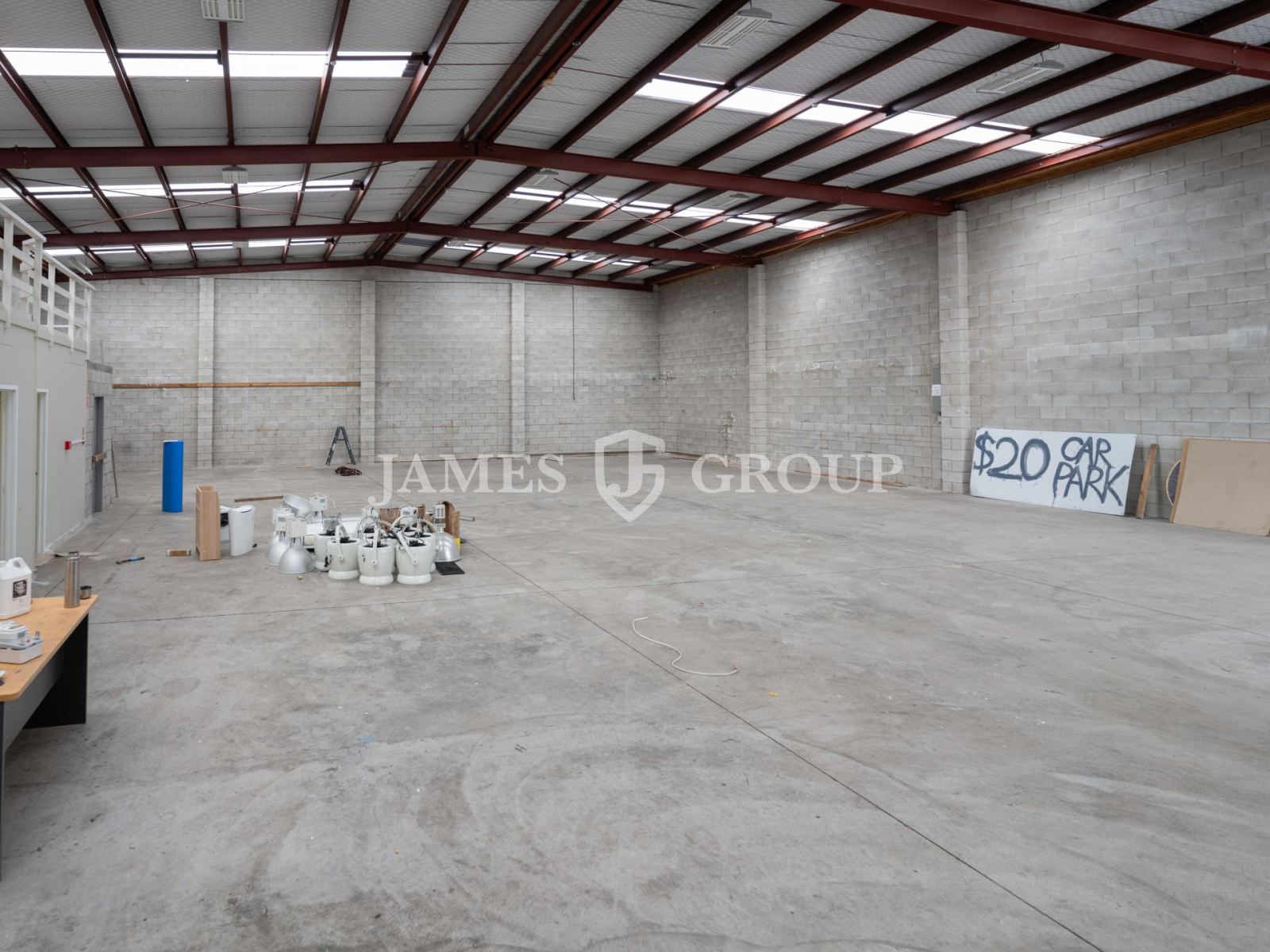 Functional 667m² Penrose | Container Capacity