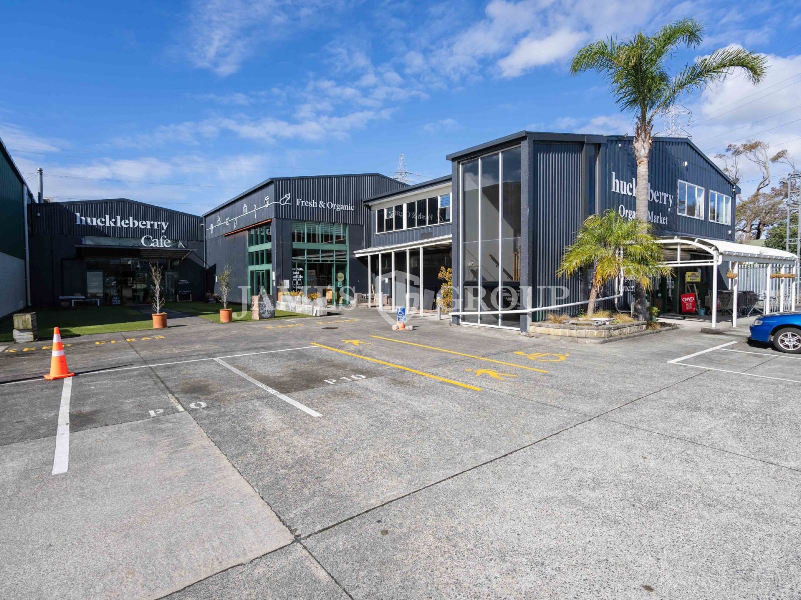 1,750sqm Prime New Lynn Warehouse + Large Yard