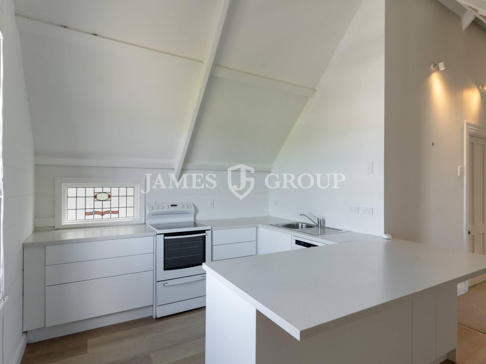Move-in Ready Office In Prime Location