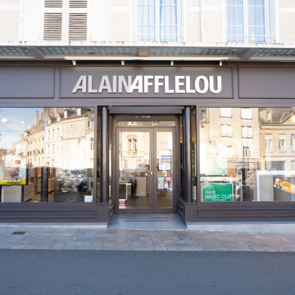 Magasin Opticien 12 place du Marché 36400 LA CHÂTRE