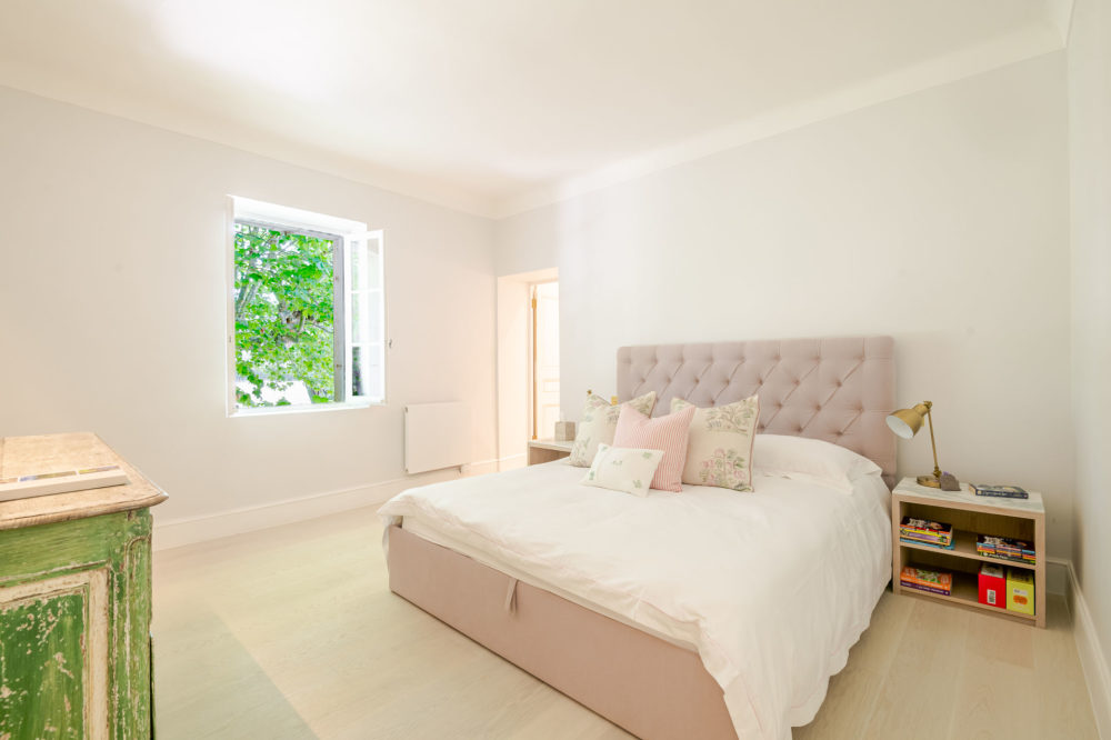 Photographs of Mas des Splendeurs villa in Provence - Image 25 of 53