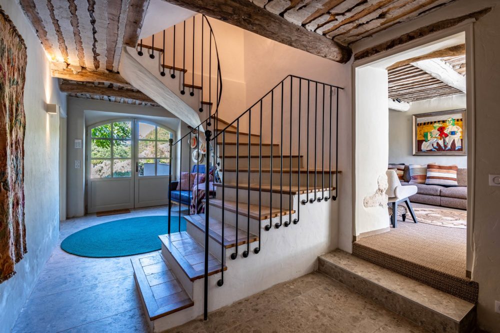 Photographs of Mas de la Salamandre villa in Provence - Image 15 of 57