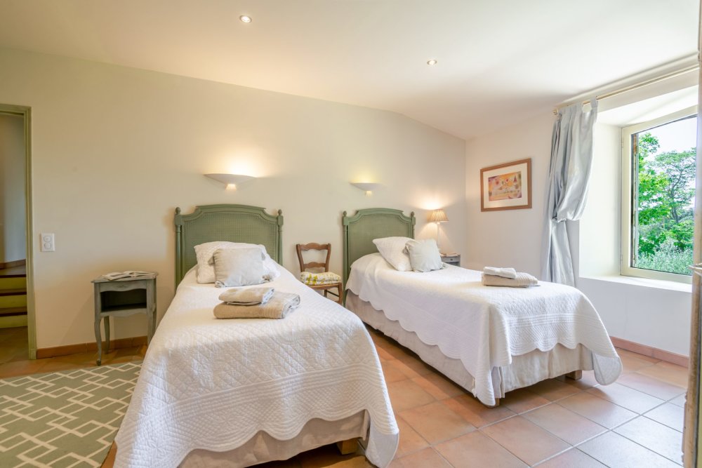Photographs of Mas de Ribe villa in Provence - Image 37 of 50