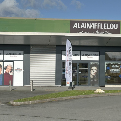 Magasin Opticien Zone commerciale Quatr'anes - 17 rue de Villeneuve-Montigny 17300 ROCHEFORT