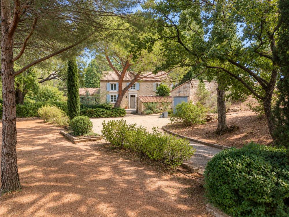 Photographs of Mas de l’Ermitage villa in Provence - Image 39 of 39