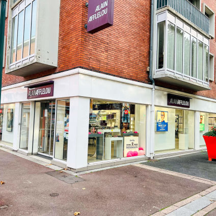 Magasin Opticien 28 place de la République 14100 LISIEUX