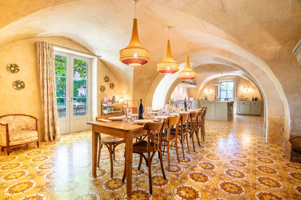 Photographs of Mas des Pierres villa in Provence - Image 7 of 60