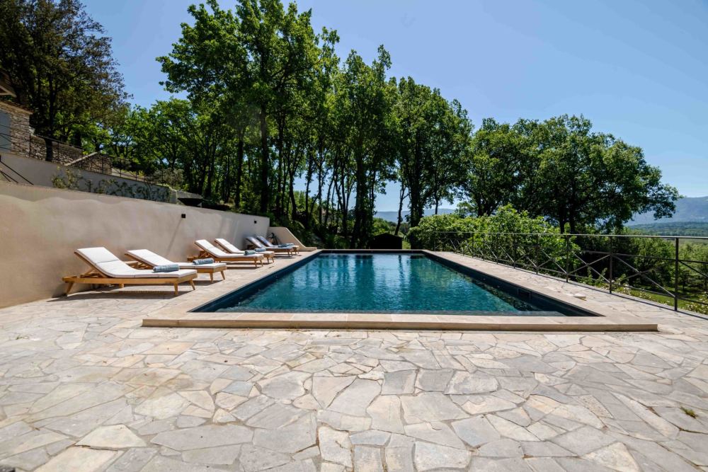 Photographs of A l’ombre des Chênes villa in Provence - Image 10 of 35