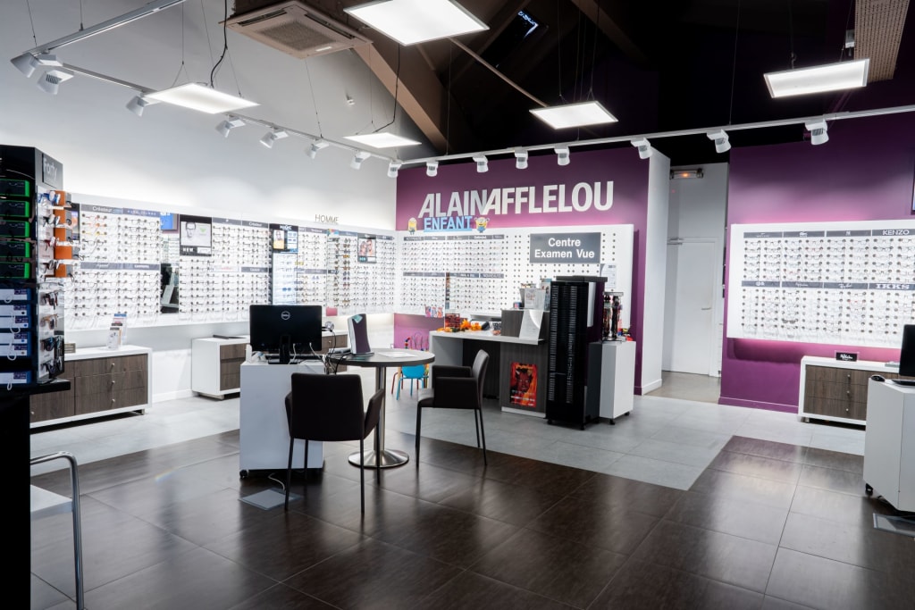 Magasin Opticien C.C. Carrefour 88000 JEUXEY intérieur