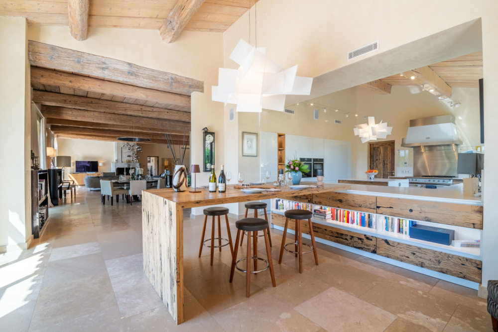 Photographs of Mas la Boheme villa in Provence - Image 10 of 44
