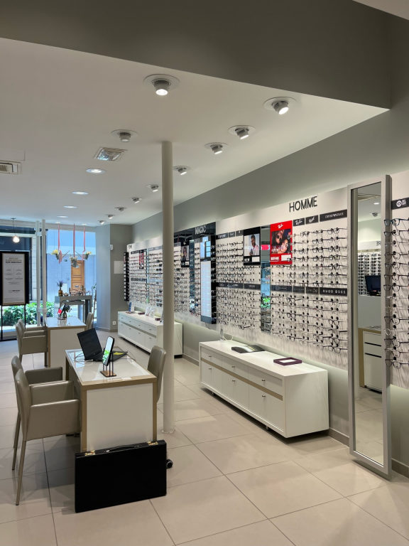 Magasin Opticien 40 Grande Rue de Vaise 69009 LYON intérieur