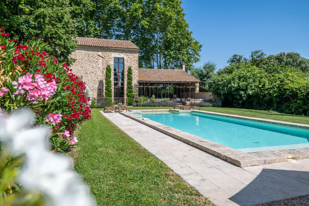 Photographs of Mas de la Sorgue villa in Provence - Image 41 of 45