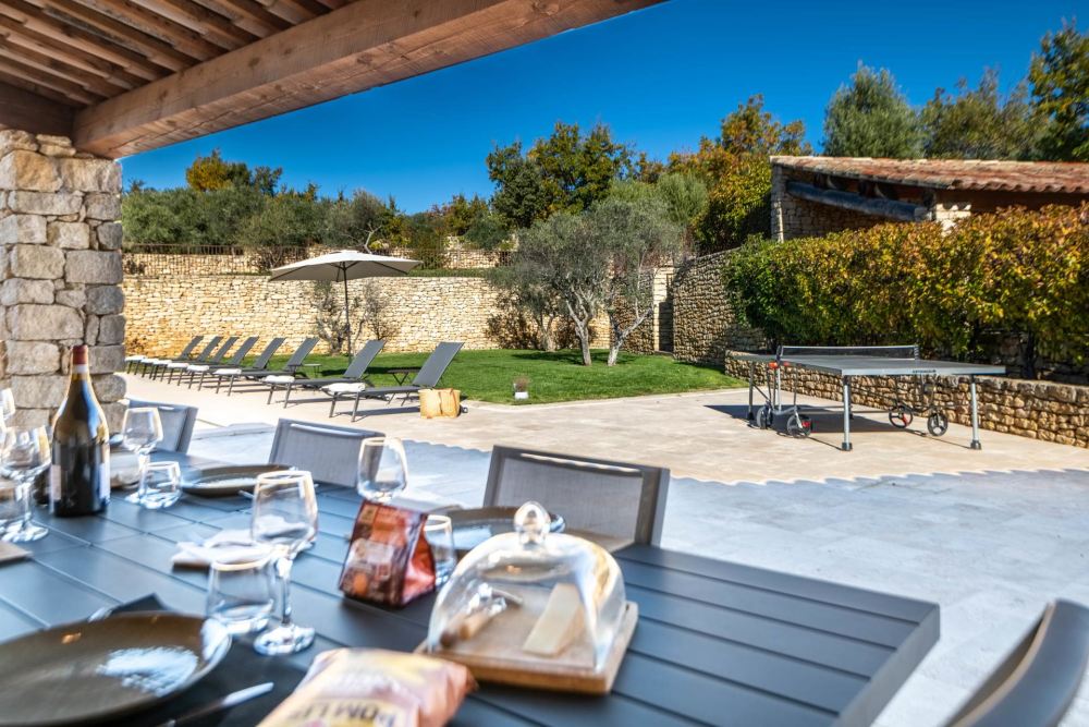 Photographs of Mas des Flaneries villa in Provence - Image 34 of 36