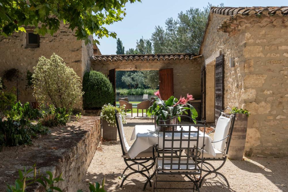 Photographs of Bastide du Calavon villa in Provence - Image 33 of 57