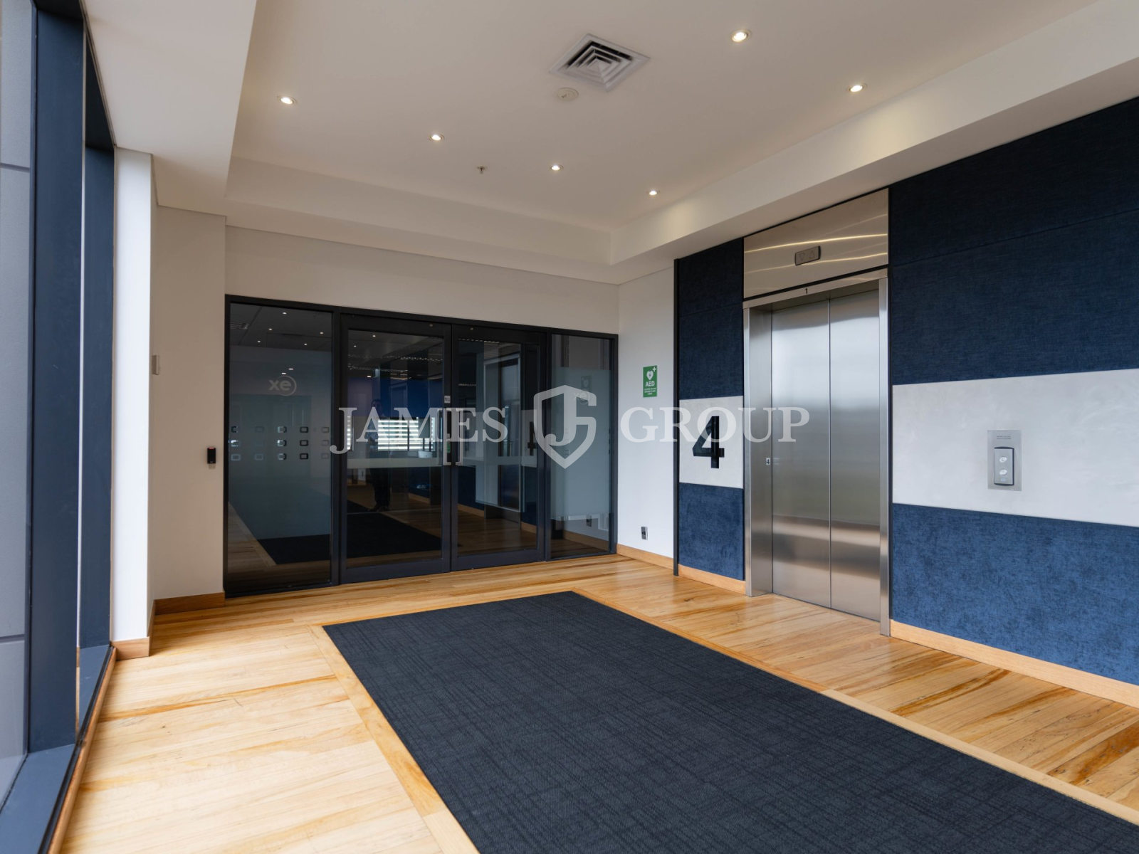High-grade City Office With Outdoor Space