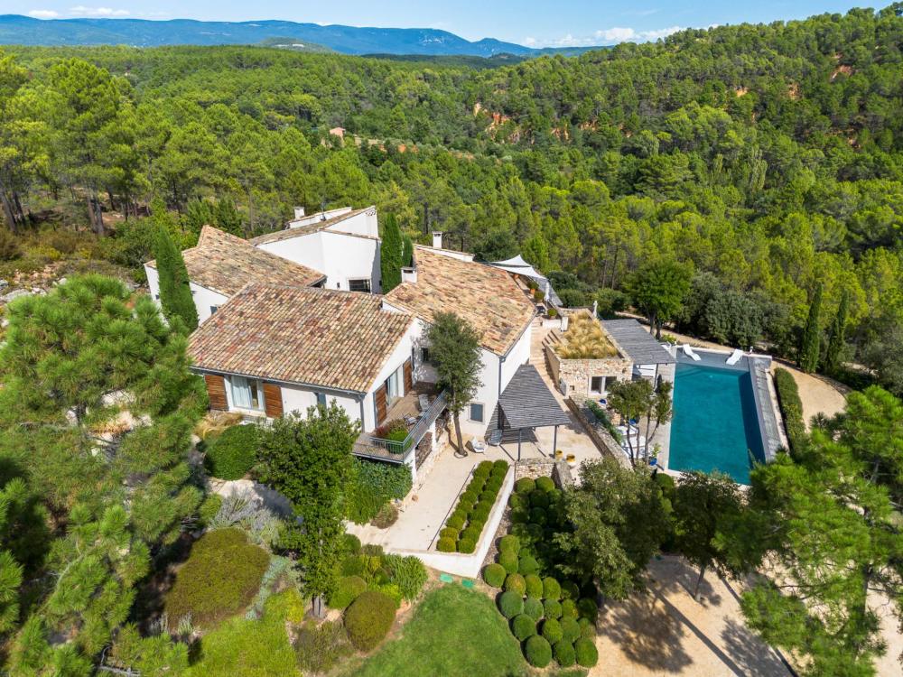 Photographs of Villa Infinity villa in Provence - Image 1 of 57
