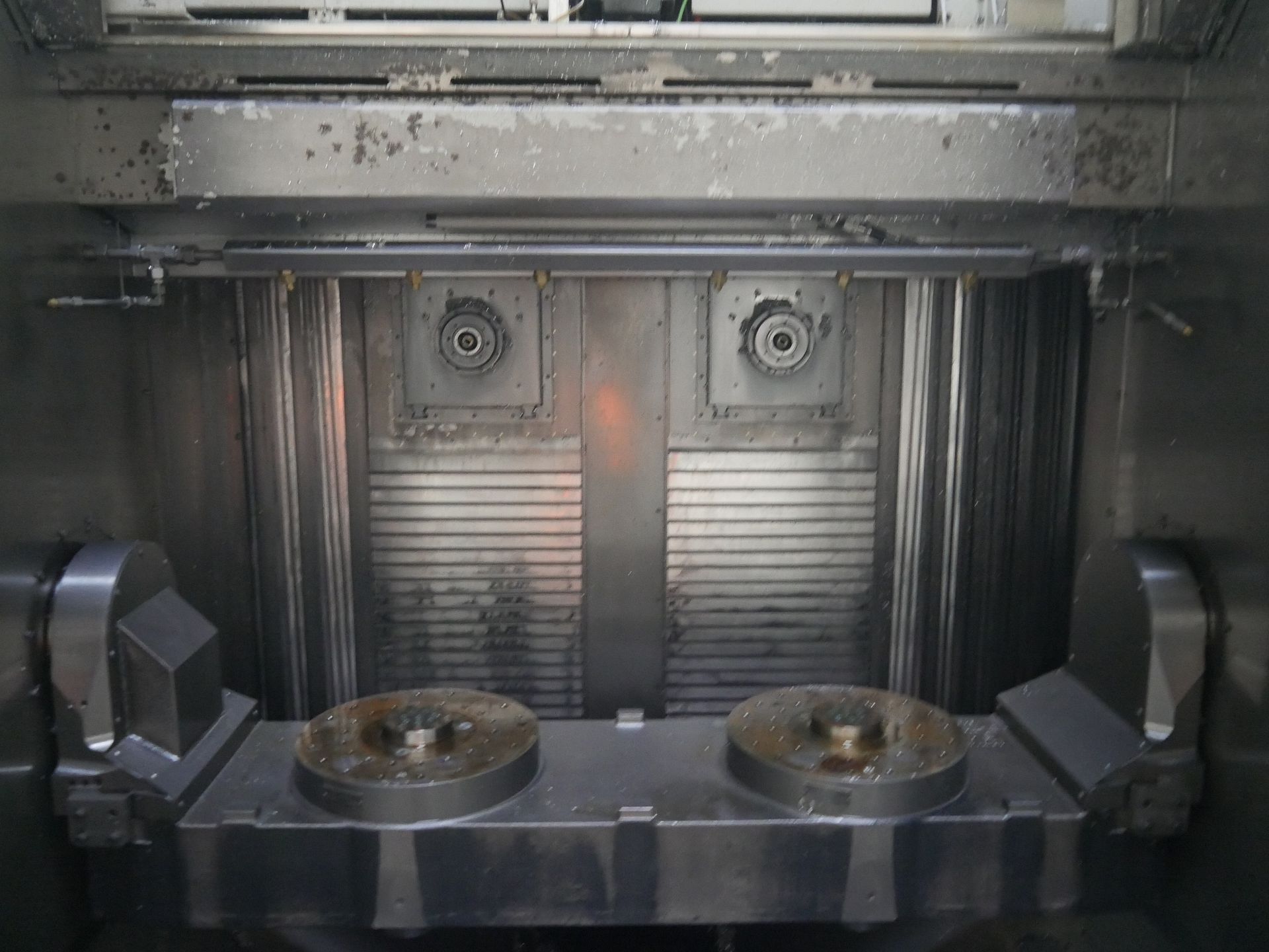 5-Axis Twin Spindle Machining Center-Licon - Image 4