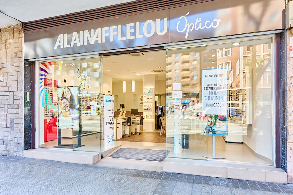 Tienda Óptico C.C SESTAO  locales 12 y 13 - CTRA. BARAKALDO. (POL. IND. IBARZAHARRA) 48910 SESTAO