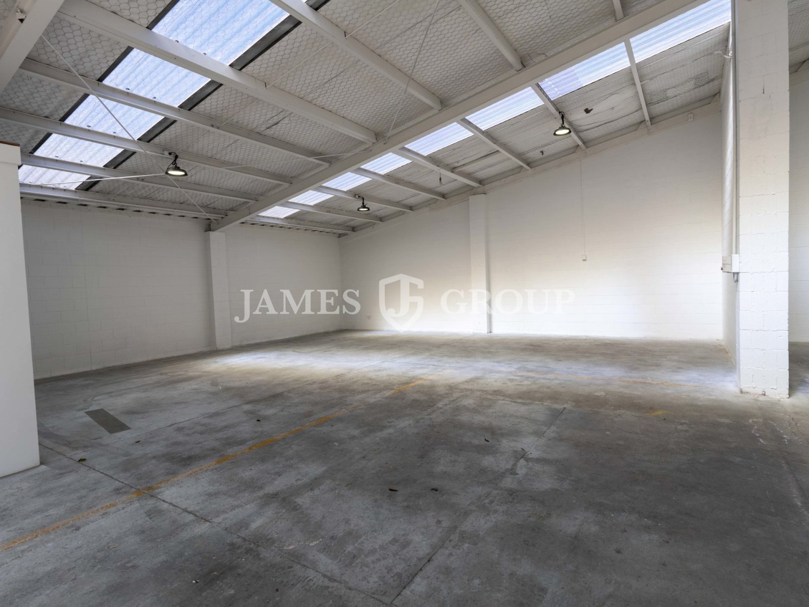 Refurbished Warehouse | Dual Access & Secure Yard