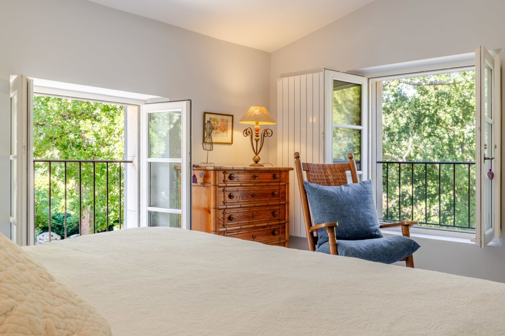 Photographs of Mas de l’Ermitage villa in Provence - Image 19 of 39