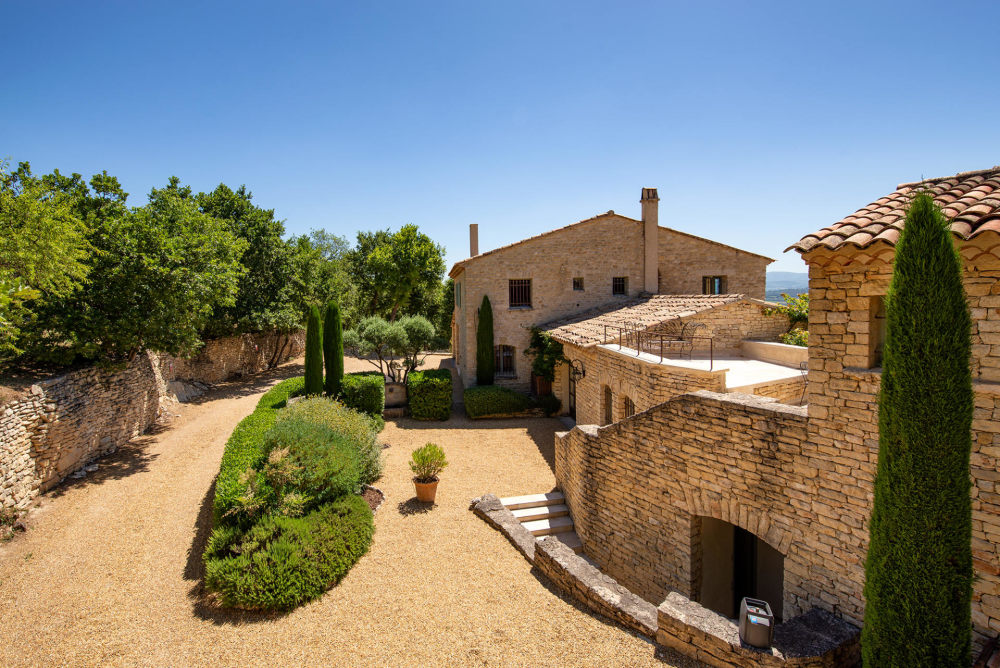 Photographs of Le Mas de la Route Neuve villa in Provence - Image 44 of 45