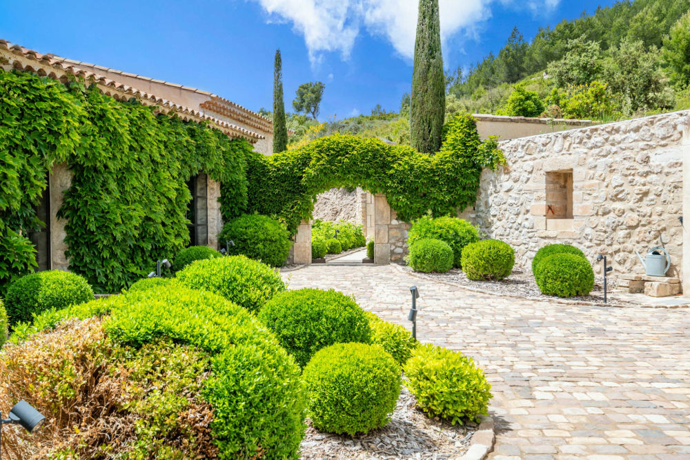 Photographs of Mas Allure villa in Provence - Image 19 of 60