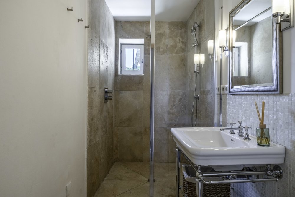 Photographs of Mas Eternel villa in Provence - Image 29 of 40