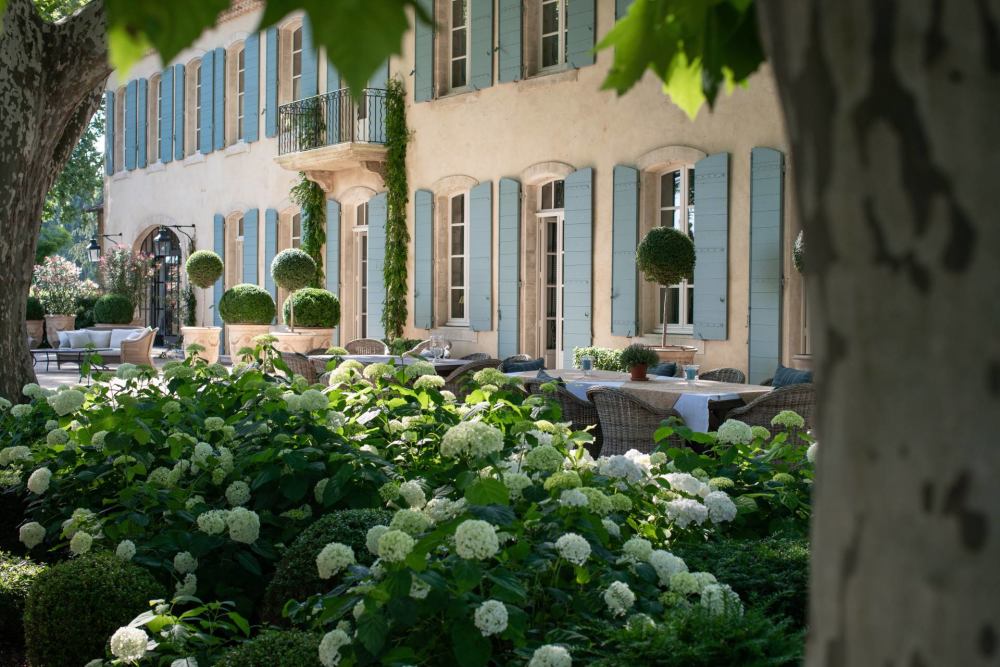 Photographs of Chateau Avignon Provence villa in Provence - Image 21 of 35