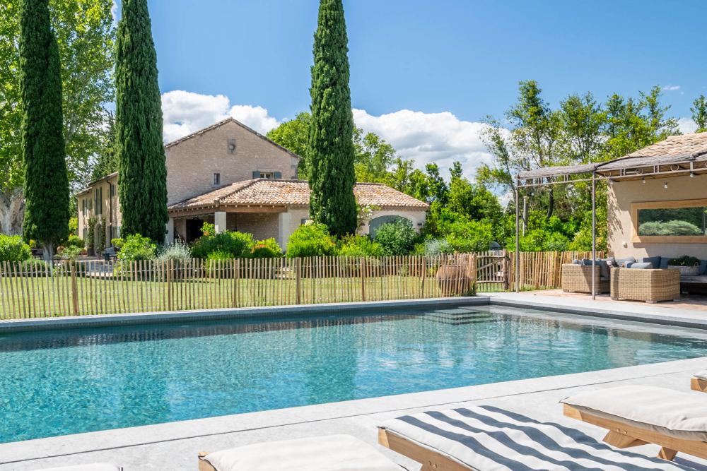 Photographs of Mas Le Nectar villa in Provence - Image 3 of 53