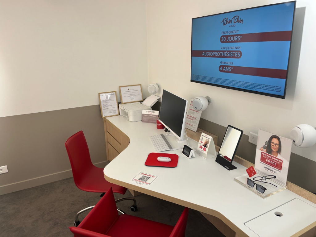 Magasin audioprothesiste C.C. Carrefour - 55 chemin de la Bouyère 83190 OLLIOULES intérieur