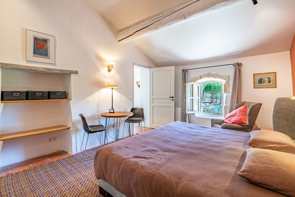 Photographs of Mas de la Salamandre villa in Provence - Image 45 of 57