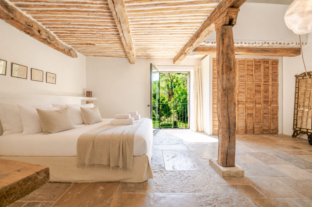 Photographs of Domaine des Saisons villa in Provence - Image 11 of 52