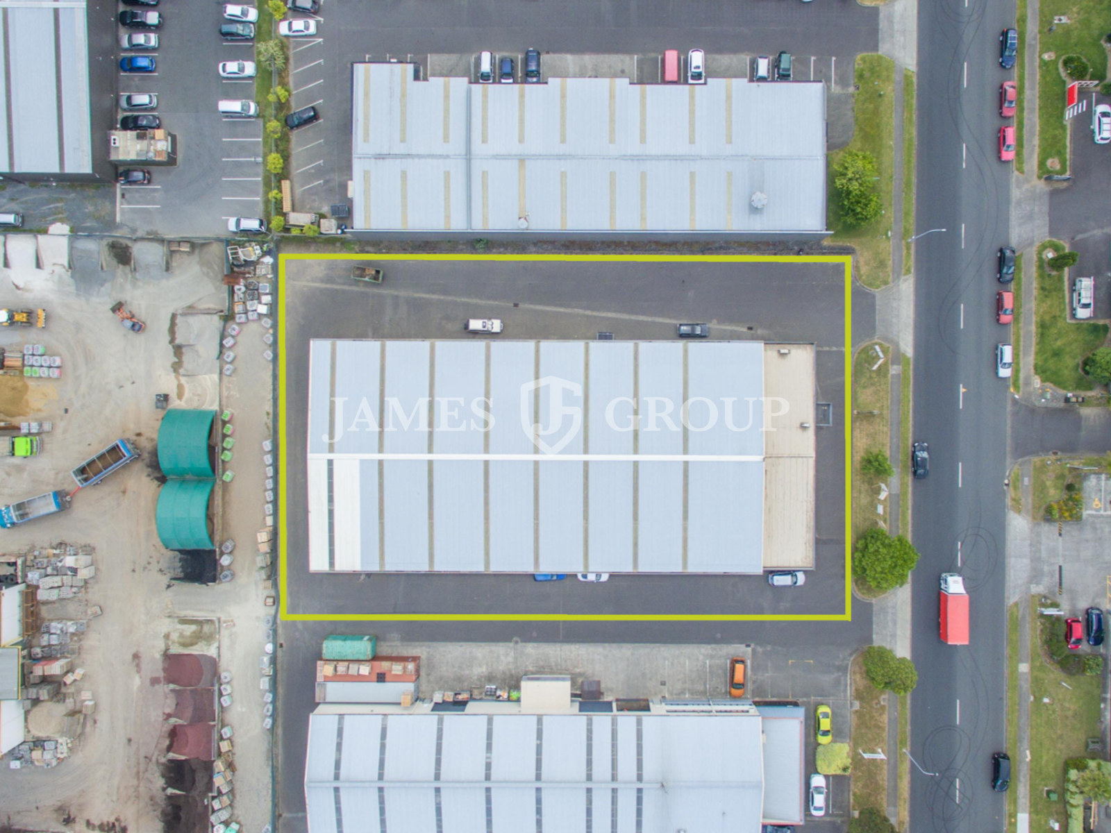 Drive-around Access & 7 Roller Doors | 1,681m²