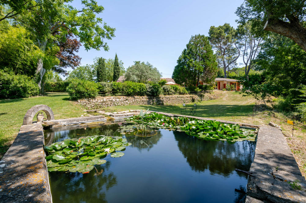 Photographs of Mas de la Plume villa in Provence - Image 37 of 39