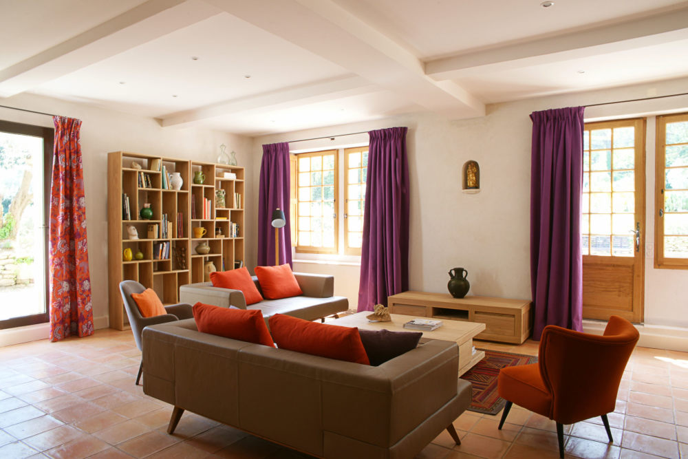 Photographs of Mas de la Verdiere villa in Provence - Image 6 of 34