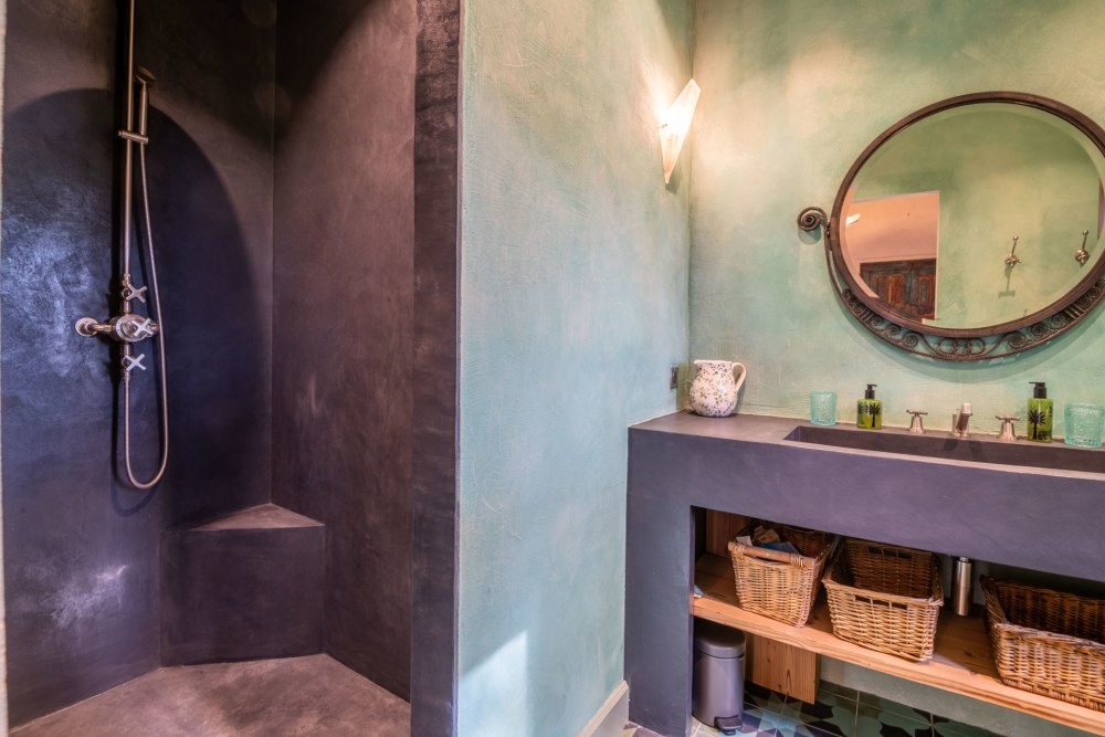 Photographs of Mas des Rêveries villa in Provence - Image 32 of 40