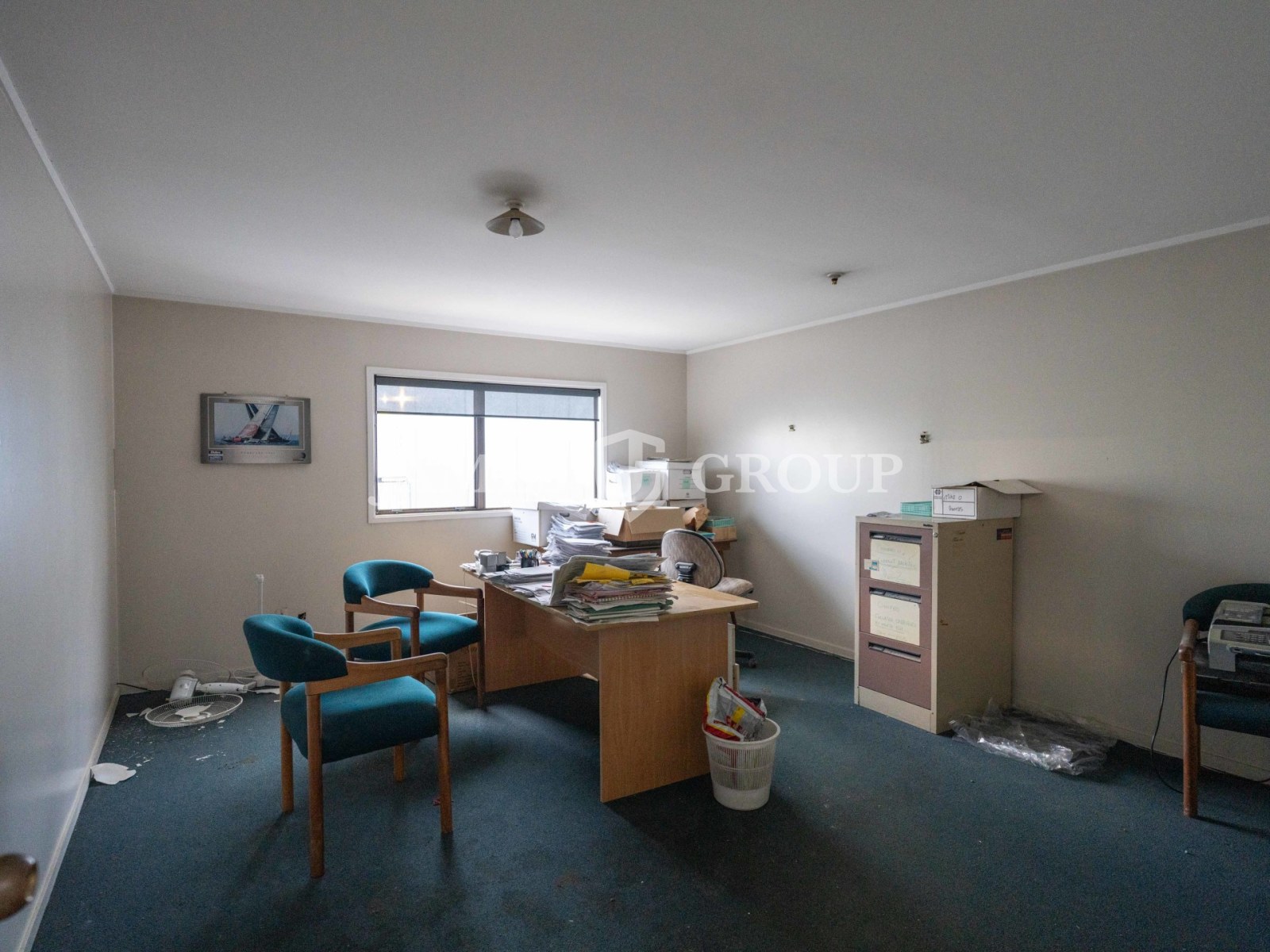 End Unit With Secure Yard | 391m²