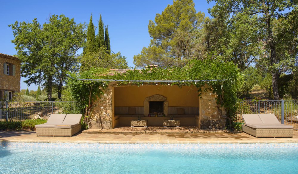Photographs of Mas de Manebit villa in Provence - Image 14 of 30