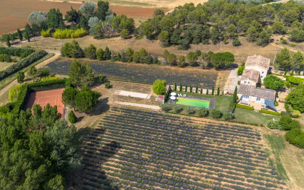 Photographs of Mas du Fournil villa in Provence - Image 47 of 47