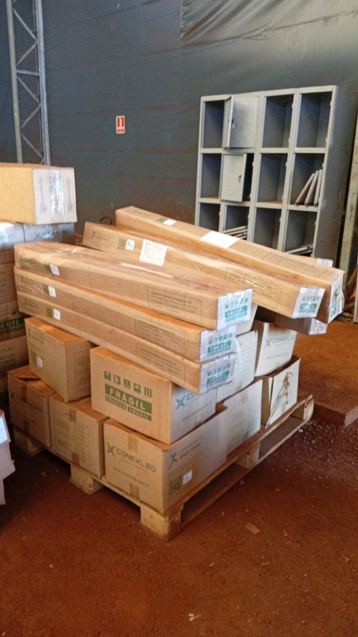 Lot of Lamps and Reflectors