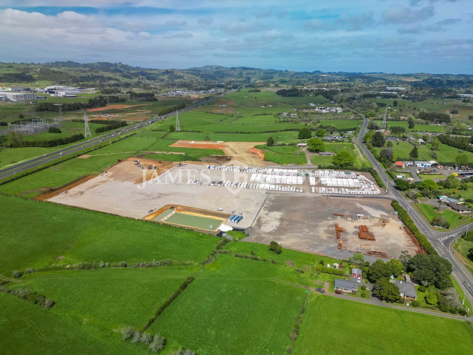 Metaled Yard With Full Utilities | 4,000m²