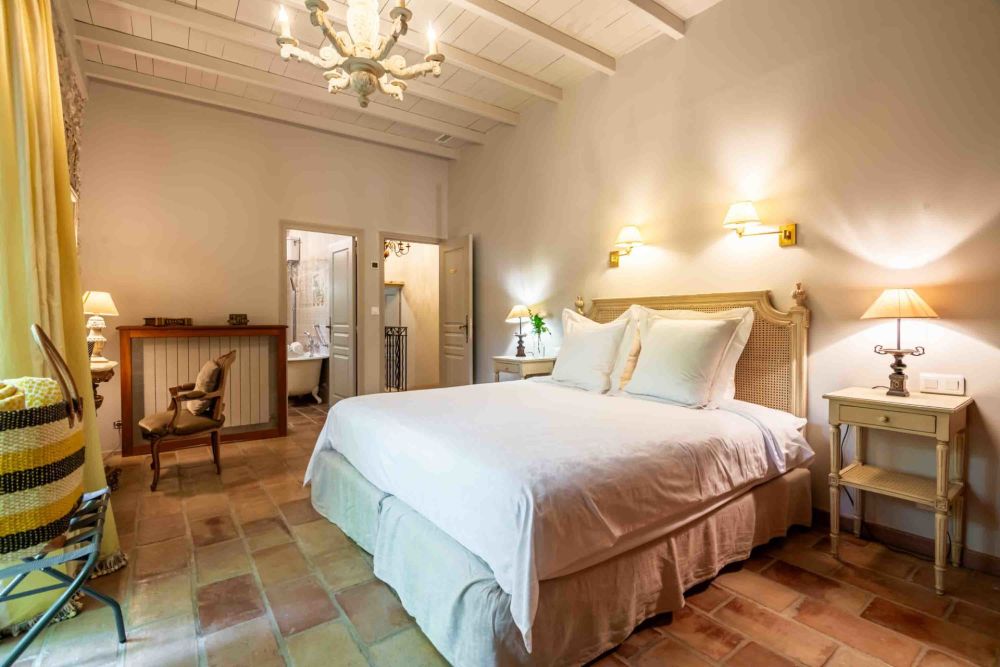 Photographs of Mas des Reflets villa in Provence - Image 29 of 61