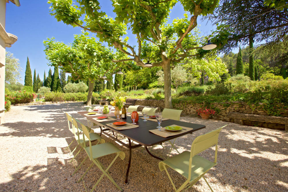 Photographs of Mas de la Verdiere villa in Provence - Image 24 of 34