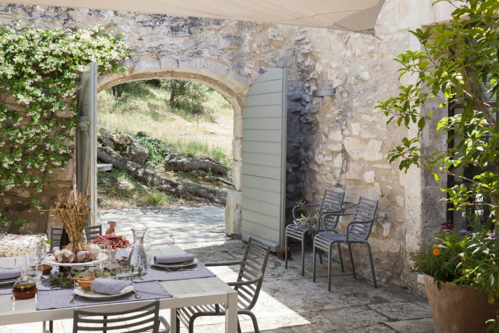 Photographs of Mas la Calade villa in Provence - Image 34 of 38
