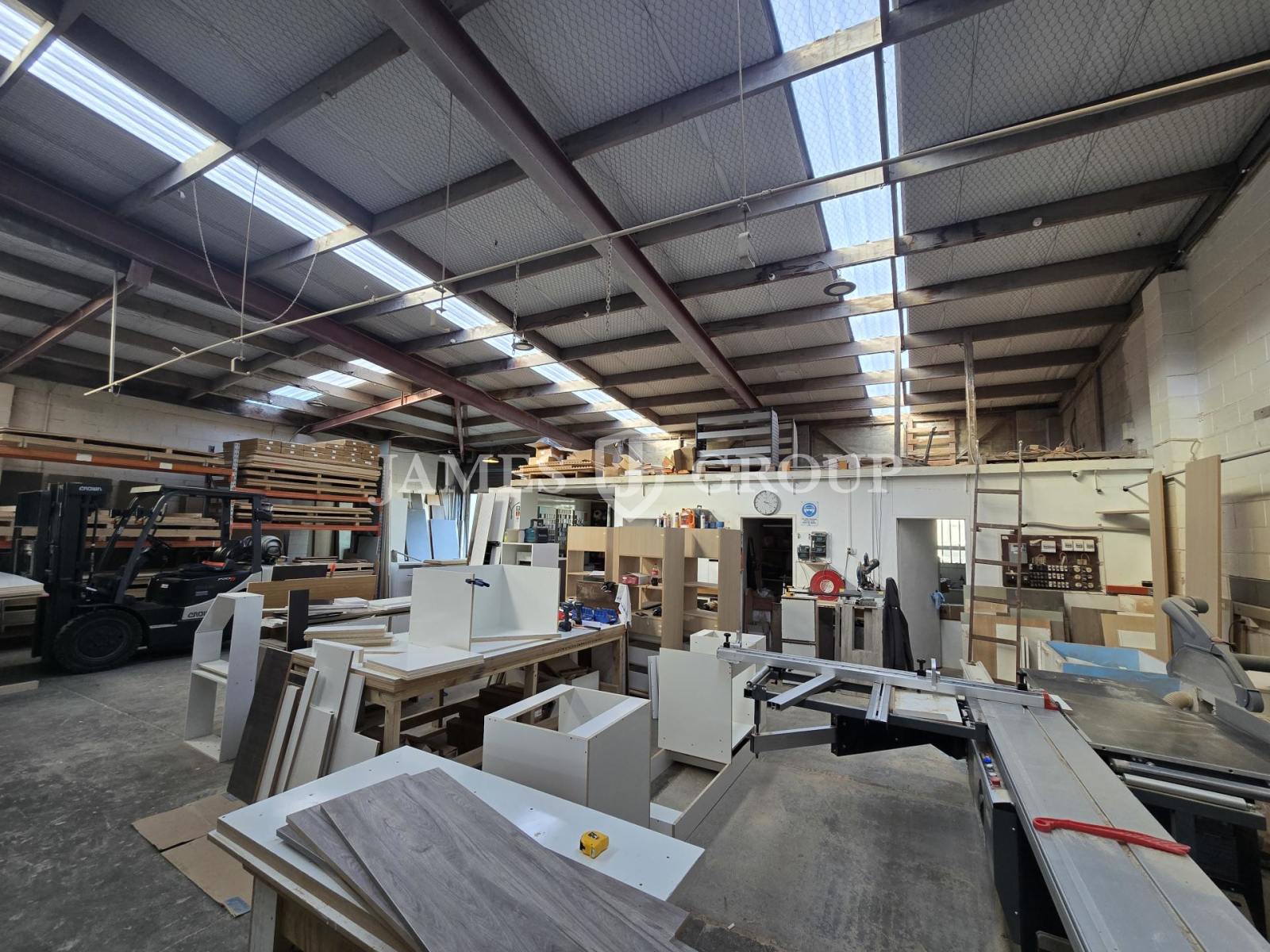 Prime Harris Road Location – 210m² Industrial Unit