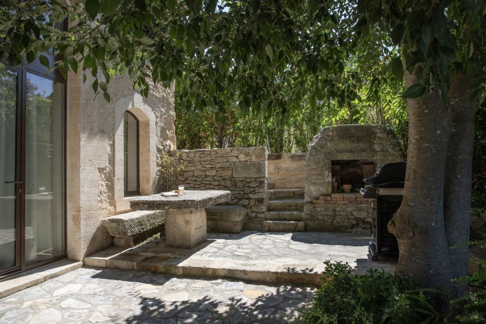 Photographs of Mas des Peintres villa in Provence - Image 37 of 46