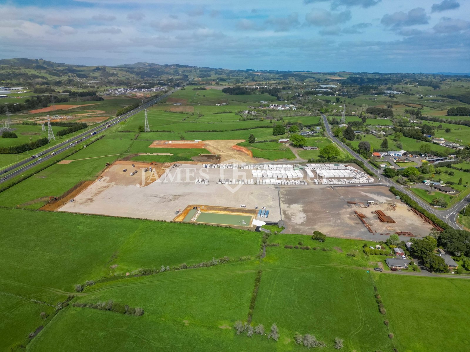 Metaled Yard With Full Utilities | 10,000m²