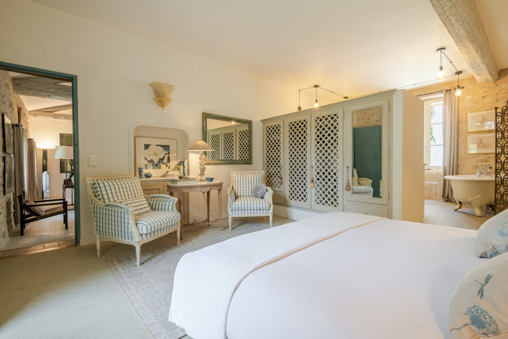 Photographs of Mas Hortensia villa in Provence - Image 17 of 46