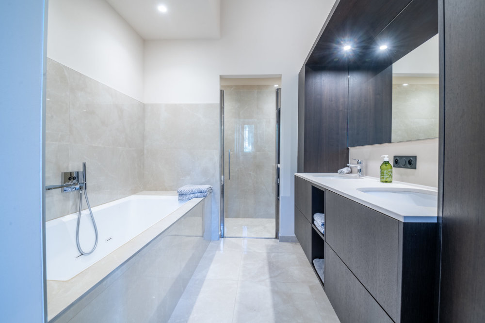 Photographs of Mas des Mimosas villa in Provence - Image 20 of 47