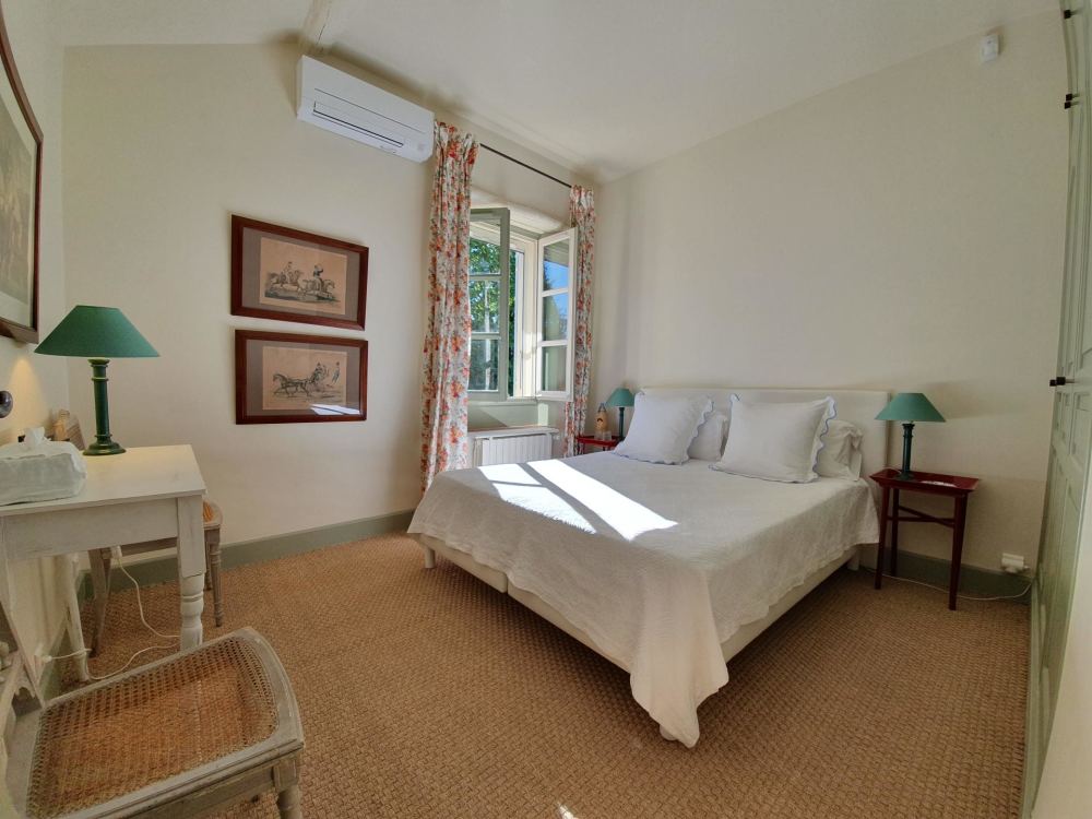 Photographs of Mas d’Olivia villa in Provence - Image 31 of 39